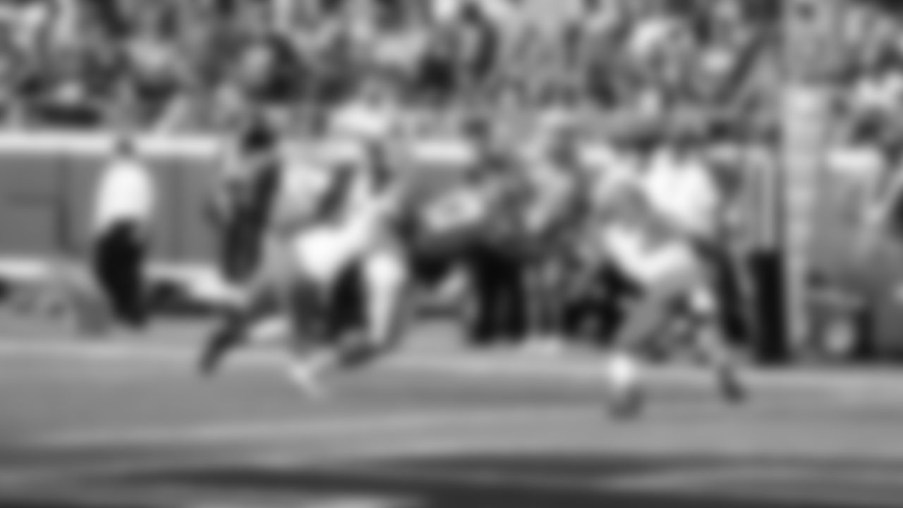 Kansas City Chiefs vs Cleveland Browns during NFL Season Opener at GEHA Field at Arrowhead Stadium in Kansas City, MO on September 12, 2021