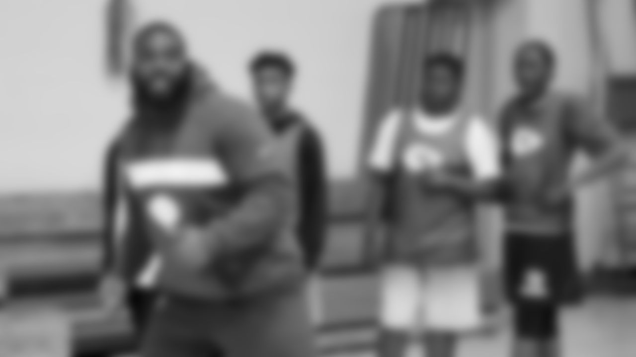 Chiefs Defensive Lineman visit the Lincoln middle school to teach football skills.