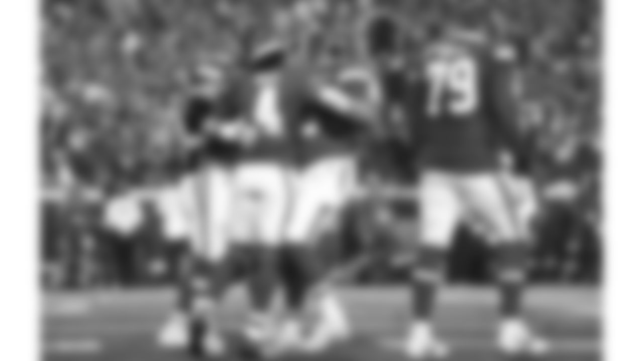 Kansas City Chiefs wide receiver Rashee Rice (4) & players celebrate in the end zone during the Week 1 NFL Football Game against the Detroit Lions on September 7, 2023 at GEHA Field at Arrowhead Stadium.