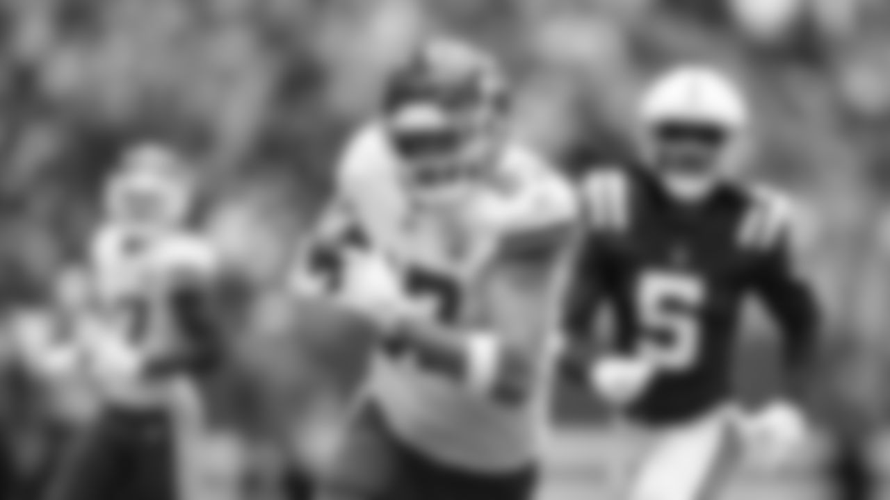 Kansas City Chiefs vs Indianapolis Colts at Lucas Oil Stadium on September 25th, 2022.