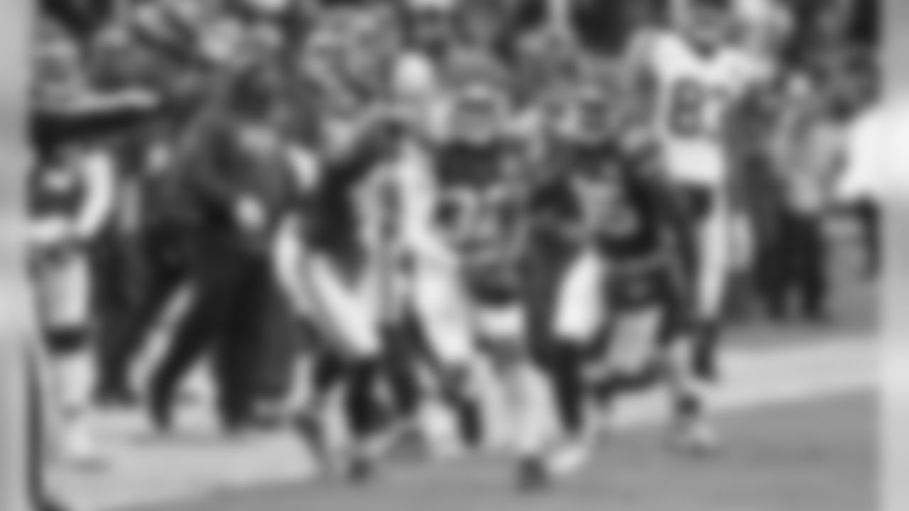 Kansas City Chiefs Safety Tyrann Mathieu (32) during the game between the Kansas City Chiefs and Oakland Raiders at Arrowhead Stadium on December 1, 2019.