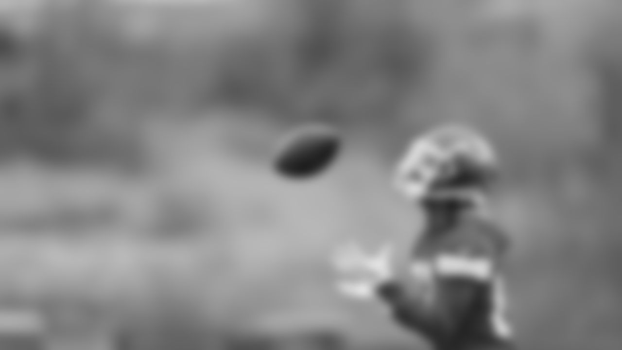 Kansas City Chiefs wide receiver Ihmir Smith-Marsette (82) catches a punt during practice on Thursday, November 17, 2022.