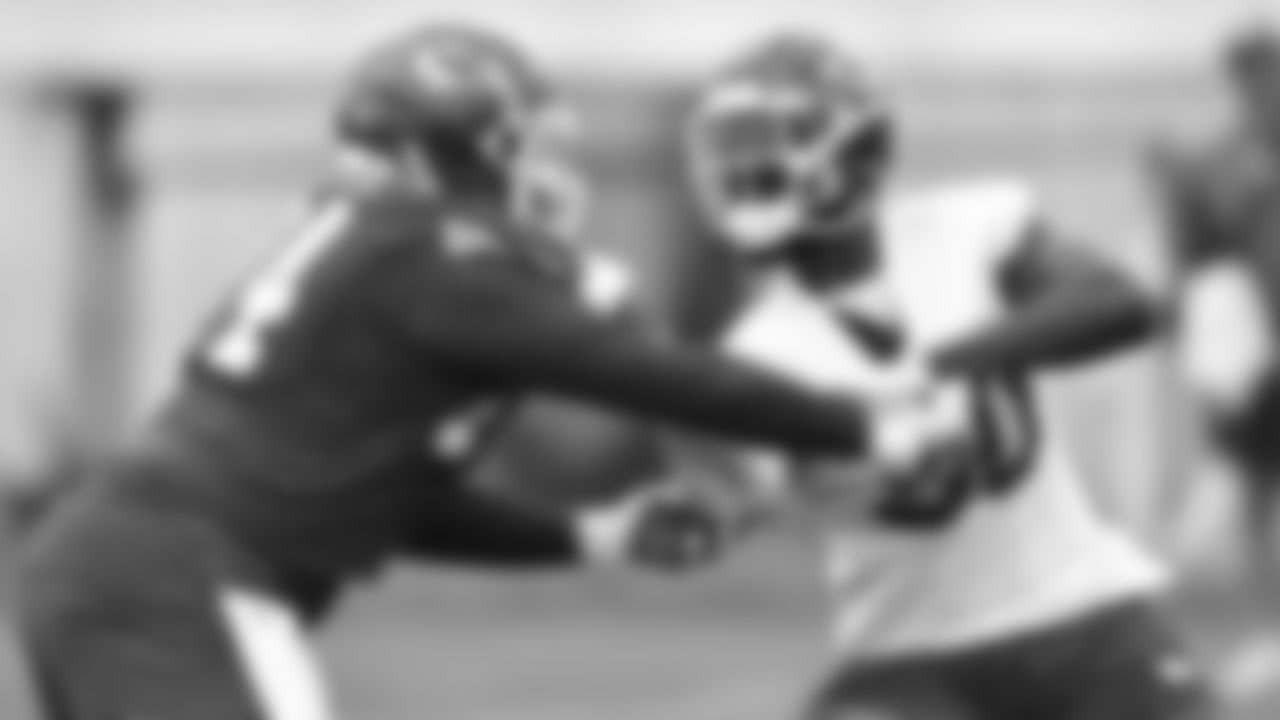 Kansas City Chiefs defensive end Charles Omenihu (90) in action during preseason practice on Tuesday, August 22, 2023 in Kansas City, MO.
