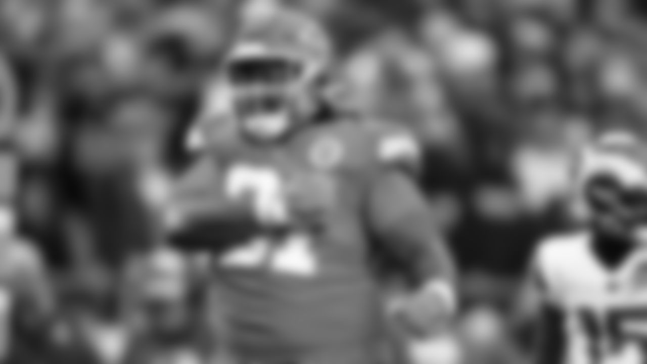 Kansas City Chiefs nose tackle Derrick Nnadi (91) celebrates after a play during an NFL Football game against the Los Angeles Rams, Sunday Nov 27, 2022 in Kansas City MO.