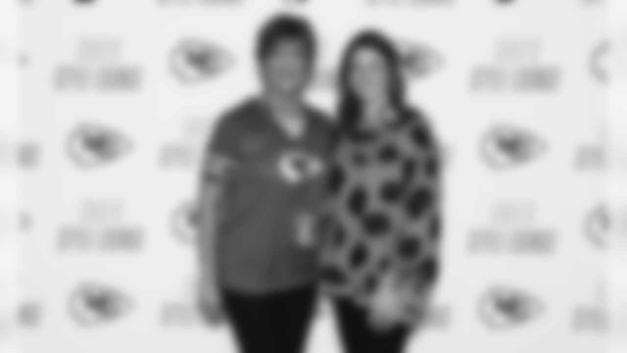 011_2019_StyleLounge
