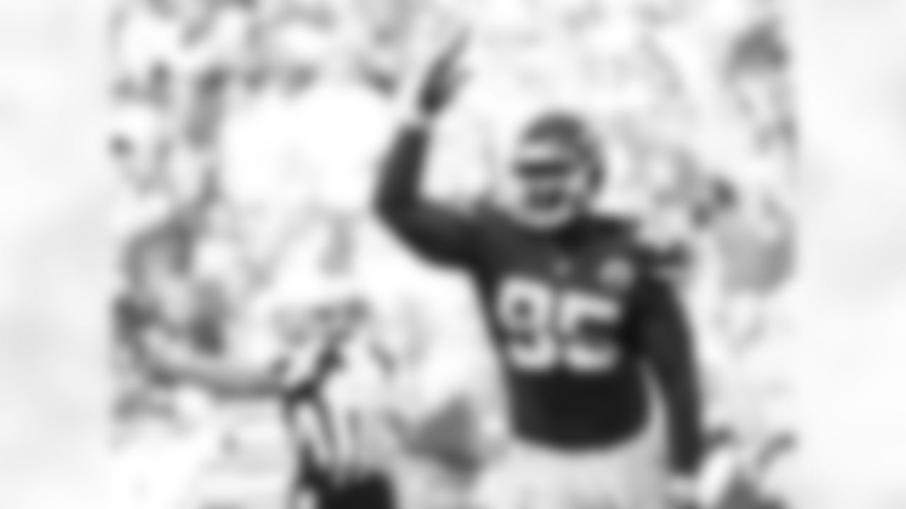 Kansas City Chiefs defensive lineman Chris Jones (95)