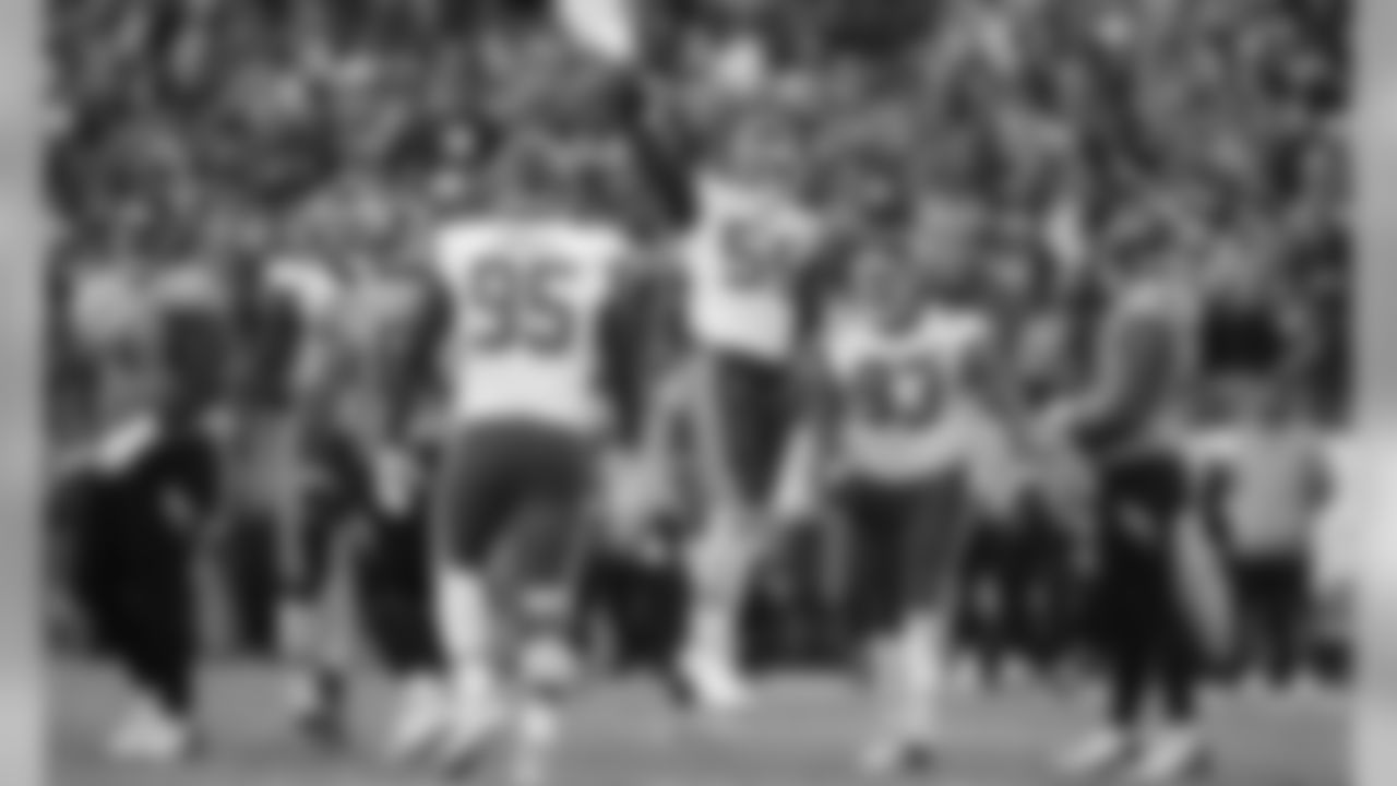 Kansas City Chiefs vs Tennessee Titans at Nissan Stadium, November 10, 2019