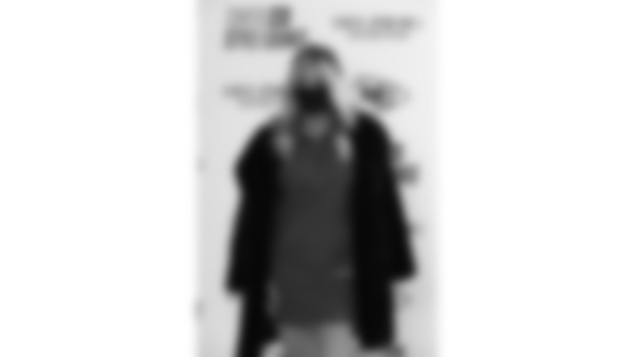 014-2020_ChiefsStyleLounge