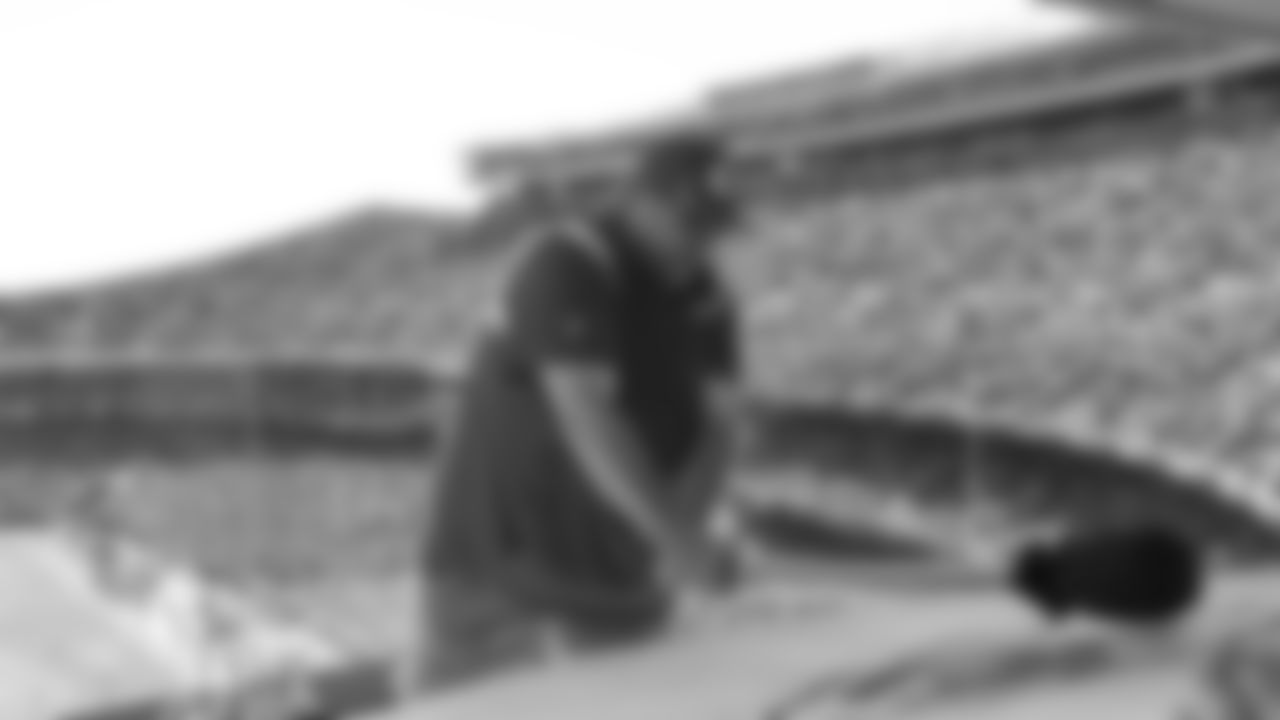 Eric Stonestreet at the GEHA Drum Deck for the Drum Ceremony before an NFL football game against the Los Angeles Chargers, Sunday, September 26, 2021 in Kansas City.