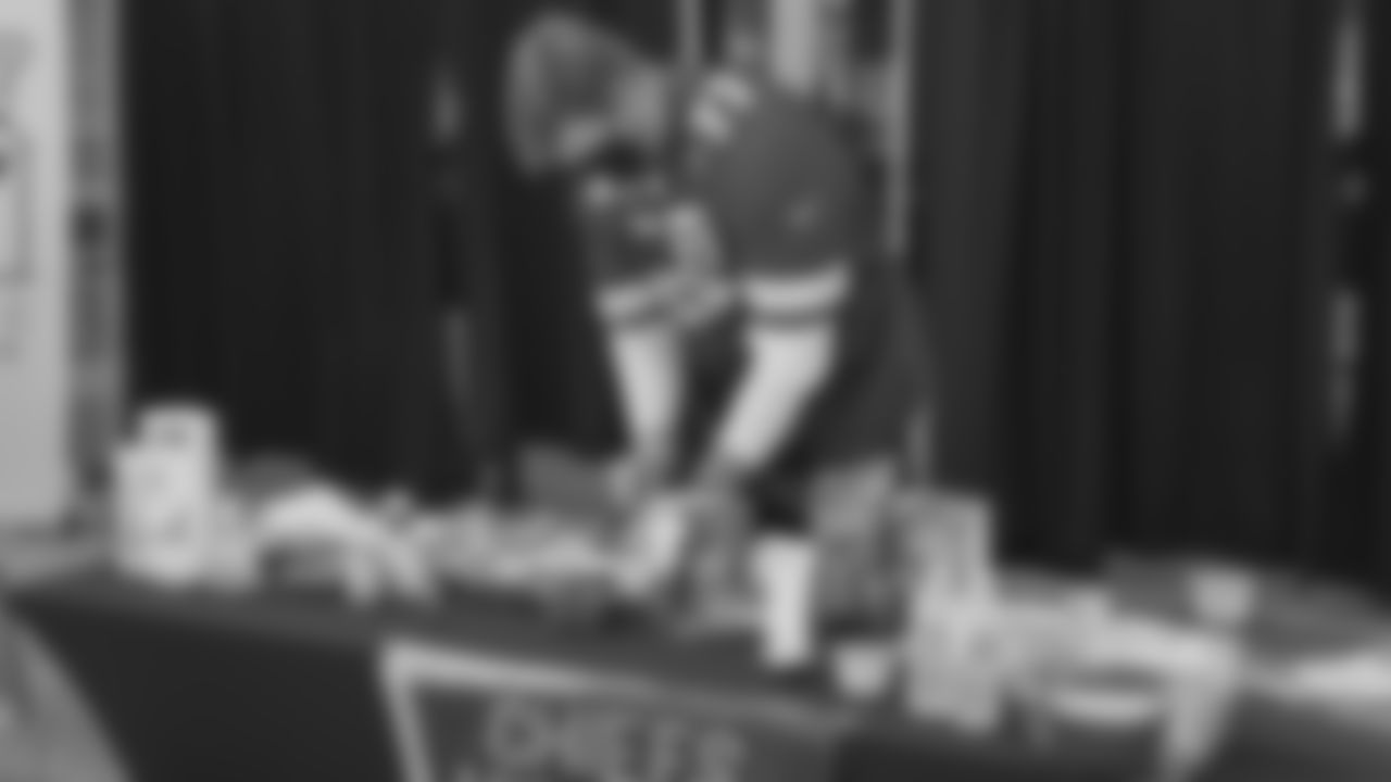 Chiefs Player Event with Ronald McDonald House Charities of Kansas City
Red Friday 2021
