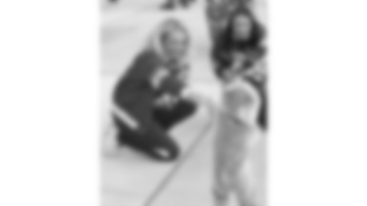 KC Wolf, Chiefs Cheerleaders, and former Chiefs wide receiver Danan Hughes visited with guests at the Paragon Star Park in Lees Summit, KS on October 27, 2023