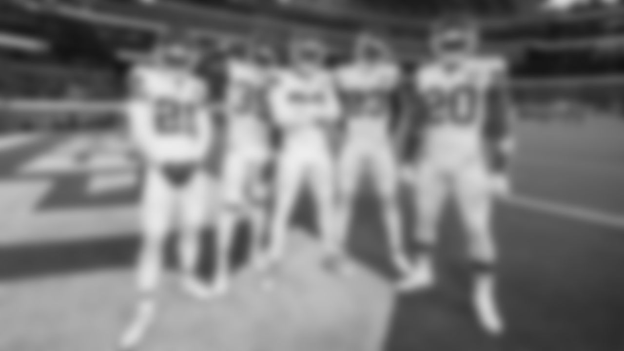 Kansas City Chiefs face off against the Los Angeles Chargers at SoFi Stadium on November 20, 2022 in Los Angeles, California