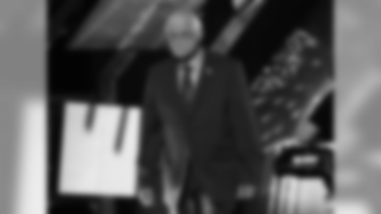 037_NFL_Honors19