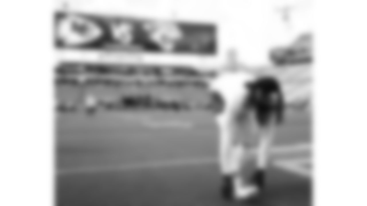 Kansas City Chiefs prior to the NFL week 2 matchup against the Jacksonville Jaguars at EverBank Stadium in Jacksonville, Florida on September 17, 2023.