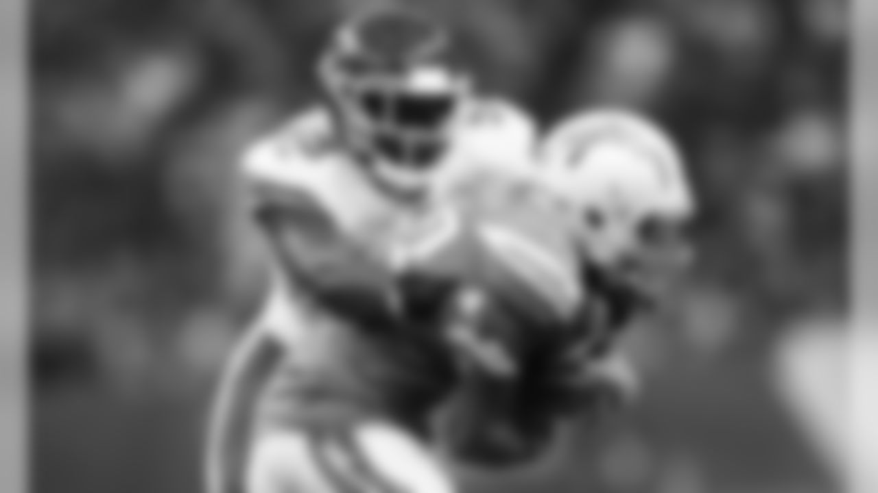 Kansas City Chiefs Linebacker Reggie Ragland (59) during the game between the Kansas City Chiefs and the Los Angeles Chargers at Estadio Azteca, November 18, 2019