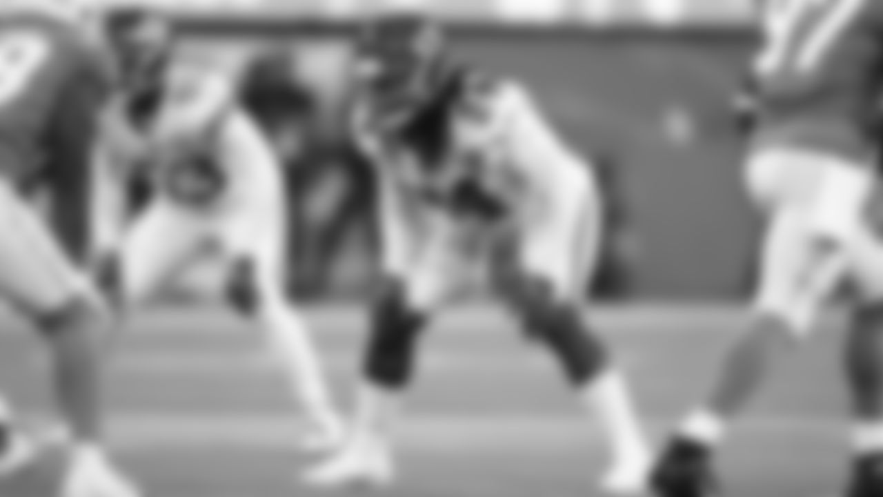 Kansas City Chiefs defensive end Melvin Ingram (24) during an NFL football game against the Los Angeles Chargers on Thursday, December 16, 2021 in Los Angeles.