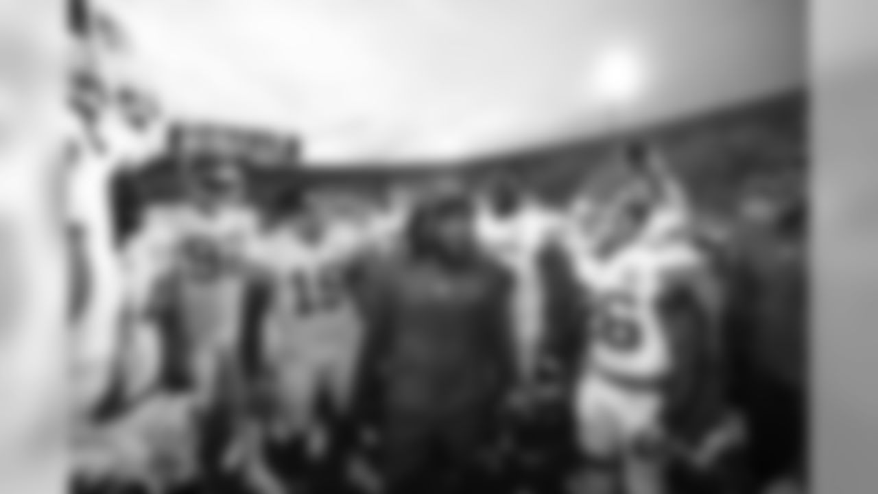 Kansas City Chiefs at Los Angeles Rams at Los Angeles Memorial Coliseum on November 19, 2018