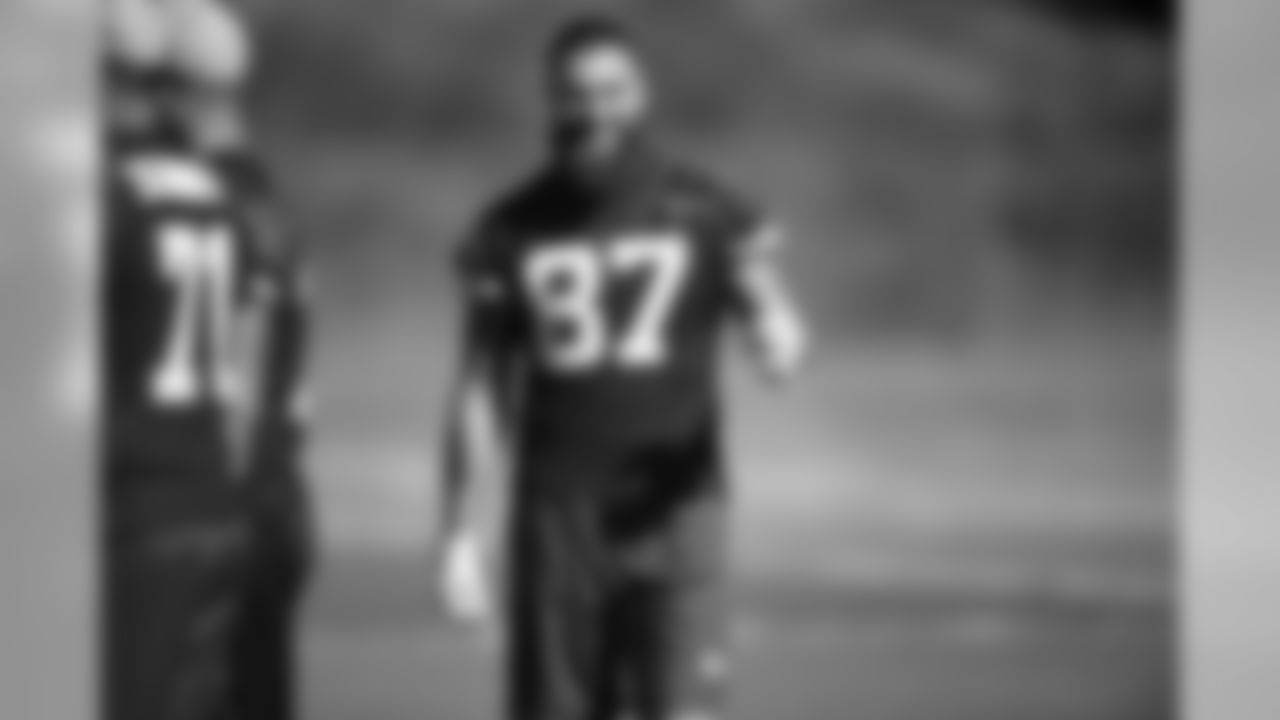 Kansas City Chiefs tight end Travis Kelce (87) during practice on October 17, 2018