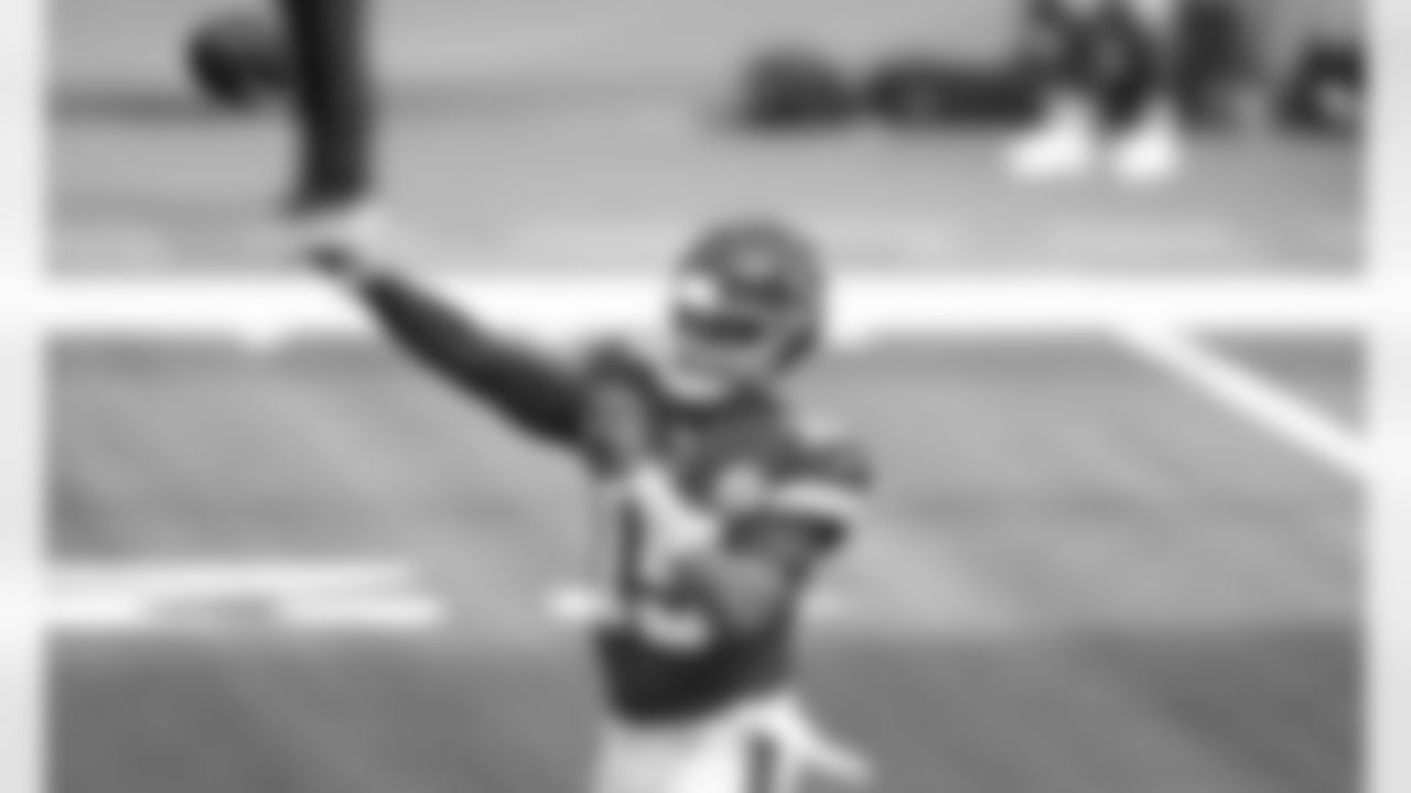 Kansas City Chiefs quarterback Patrick Mahomes (15) during the game between the Kansas City Chiefs and the Los Angeles Chargers at SoFi Stadium on September 20, 2020