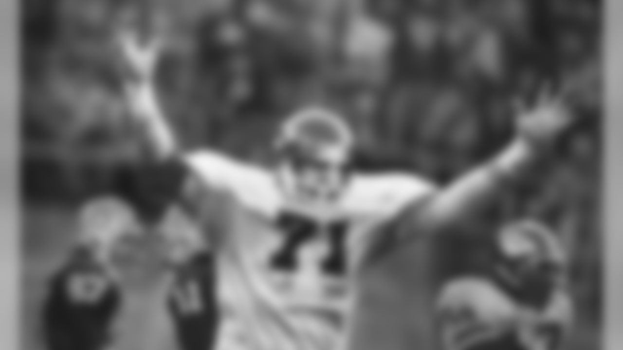 Kansas City Chiefs defensive end Jeff Lloyd (71) celebrates during a 1978 NFL Football game against the Oakland Raiders.