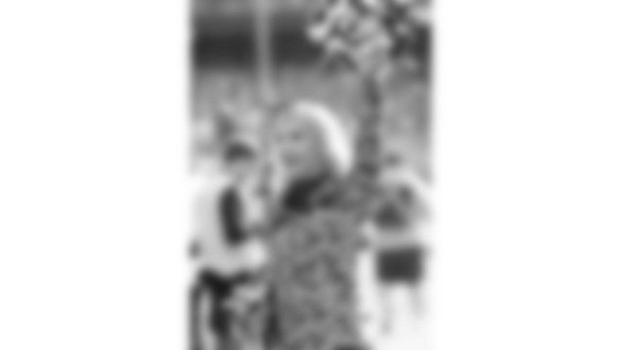 036_2019_Vikings_Cheer