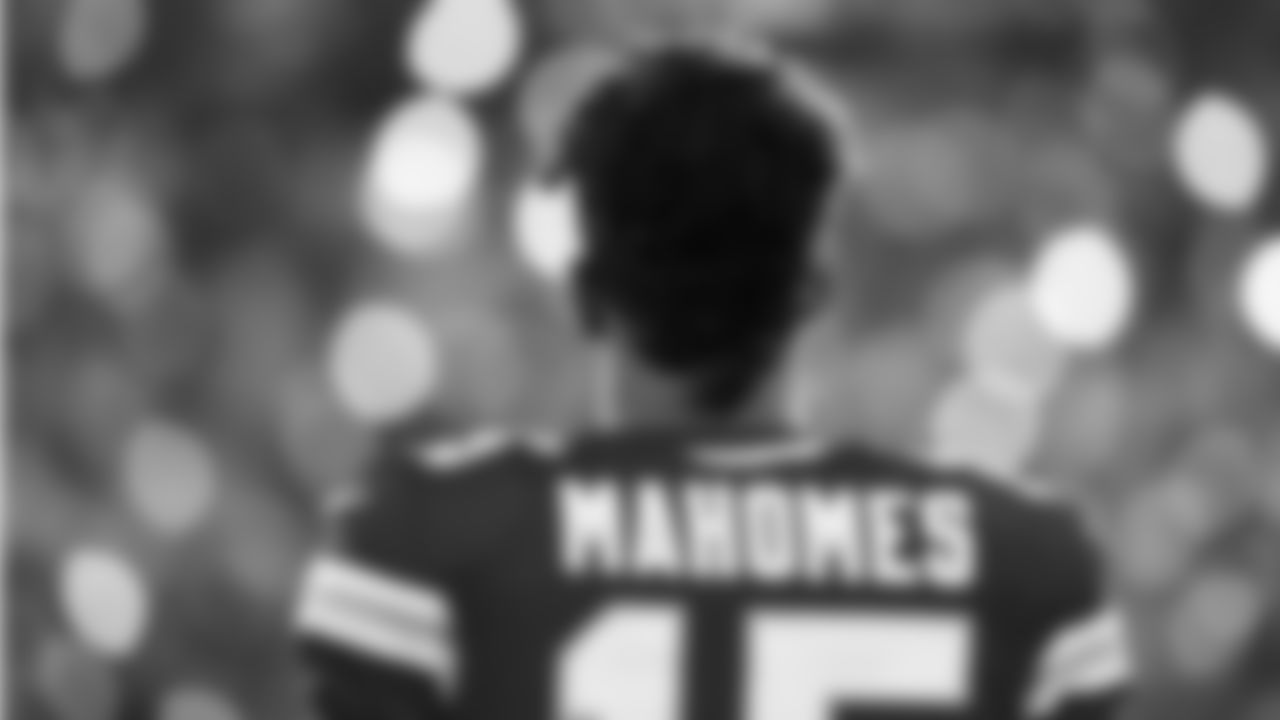 Kansas City Chiefs quarterback Patrick Mahomes (15) prior to the NFL Week 4 matchup against the New York Jets at MetLife Stadium in East Rutherford, New Jersey on October 1, 2023.
