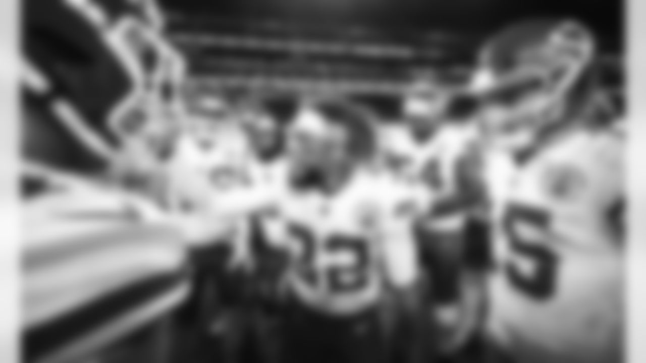 Kansas City Chiefs strong safety Tyrann Mathieu (32) prior to an NFL football game against the Las Vegas Raiders at Allegiant Stadium on November 22, 2020