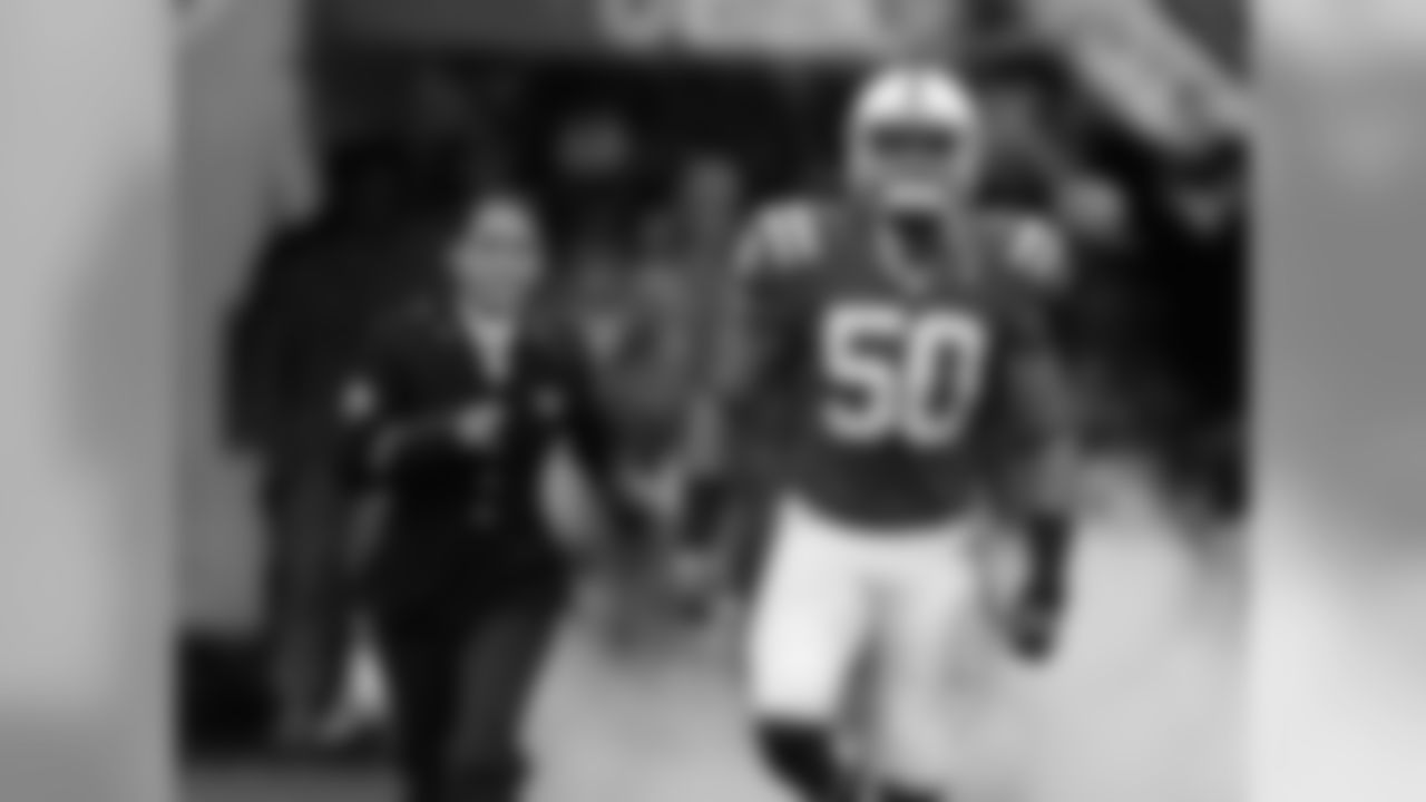 Colts LB Jerrell Freeman (50)