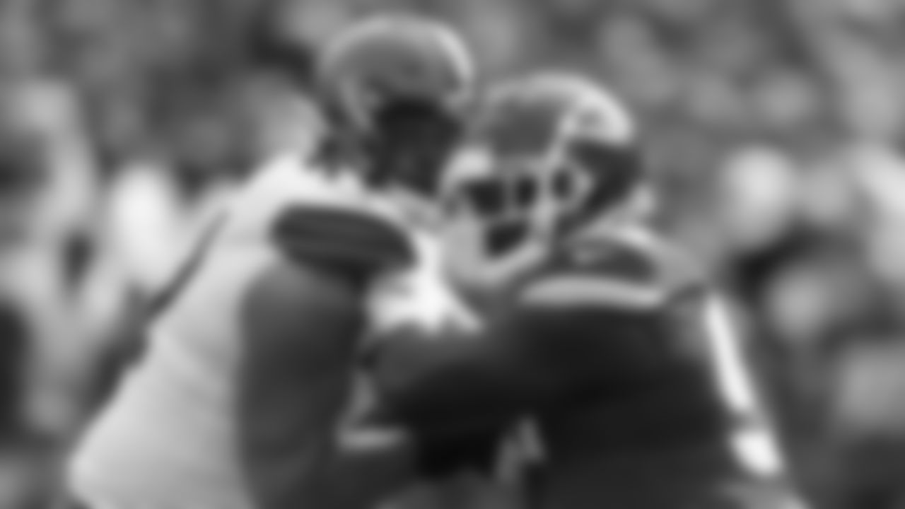 Kansas City Chiefs vs Cleveland Browns during NFL Season Opener at GEHA Field at Arrowhead Stadium in Kansas City, MO on September 12, 2021