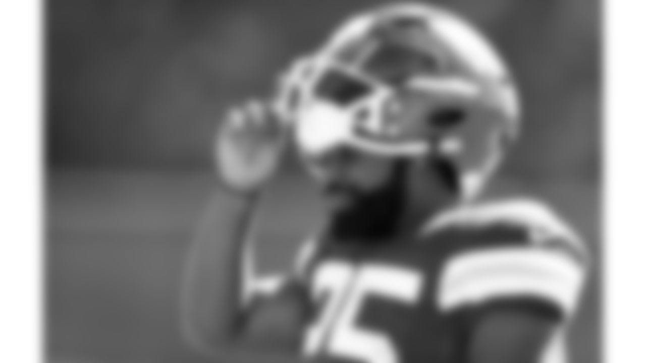 Kansas City Chiefs running back Clyde Edwards-Helaire (25) during practice on Wednesday September 28, 2022.