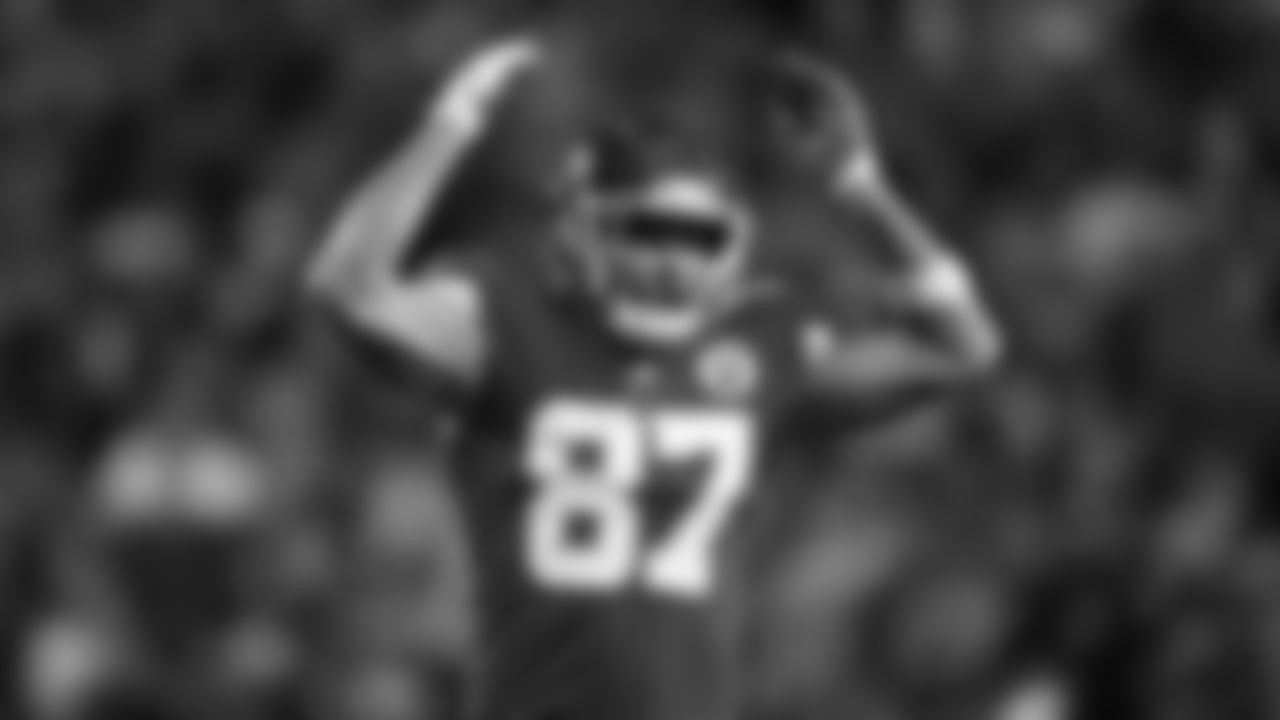 Kansas City Chiefs vs Denver Broncos, GEHA Field at Arrowhead Stadium, Kansas City, MO on December 5, 2021