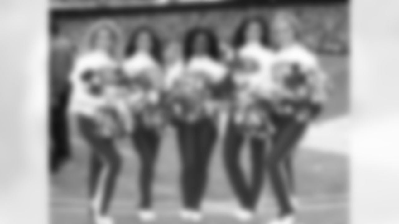 Kansas City Chiefs Cheerleaders during the Chiefs vs Raiders game December 14, 2014