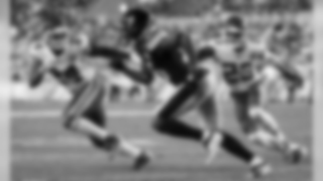 Photos from the preseason game between the Kansas City Chiefs and the Pittsburgh Steelers at Heinz Field in Pittsburgh, PA.