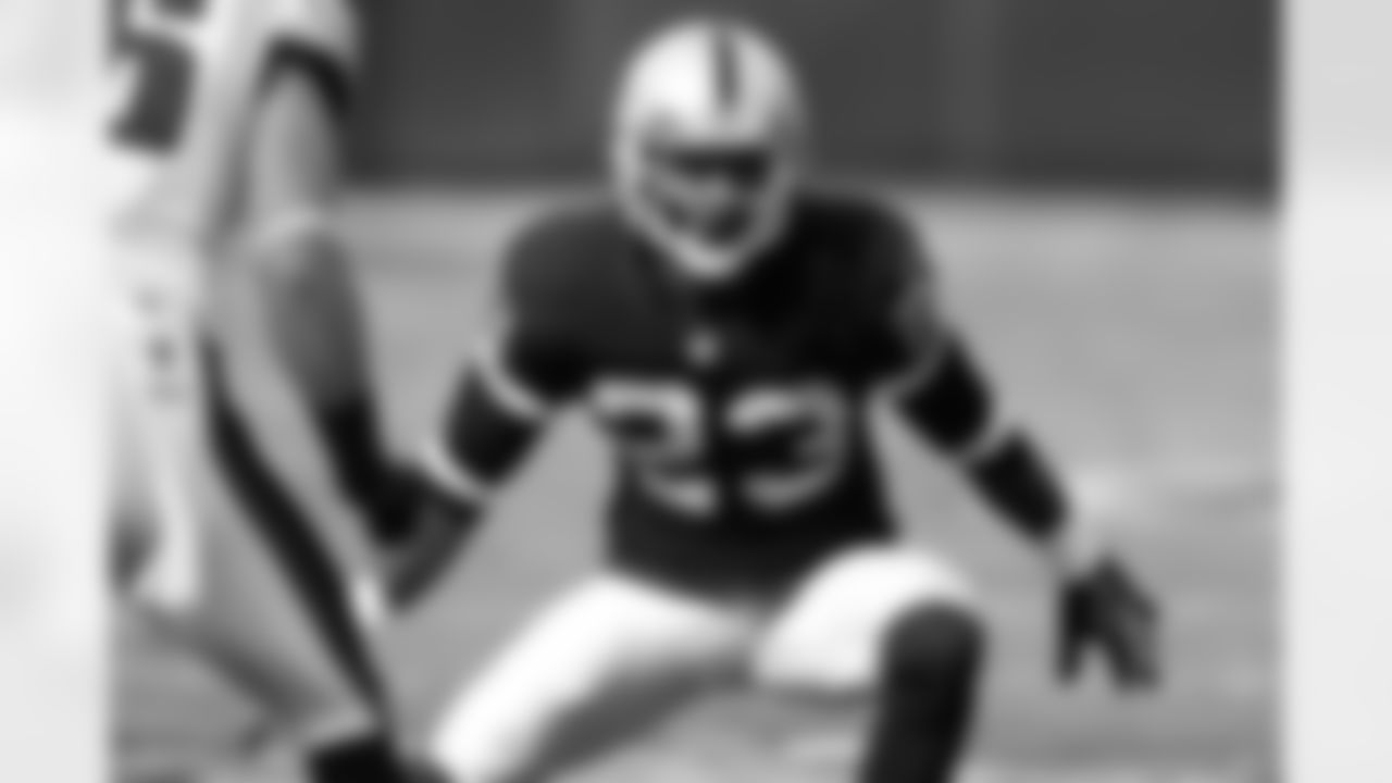 CB #23, Tracy Porter