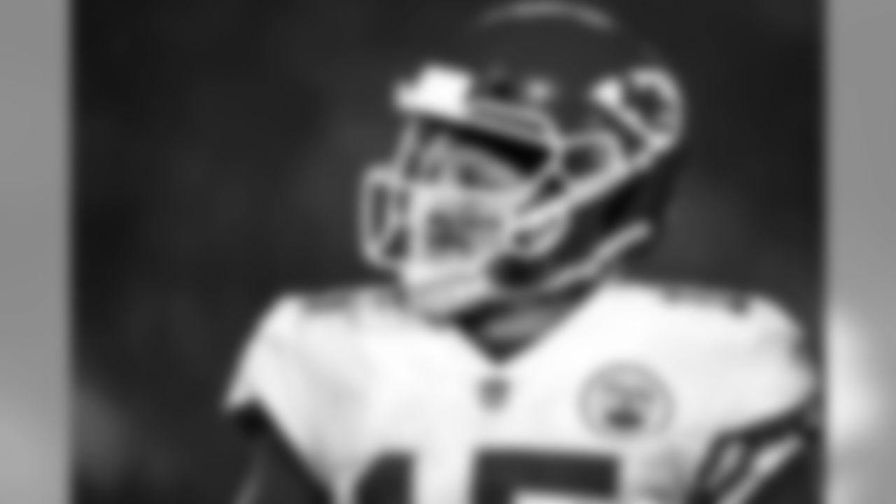 Kansas City Chiefs at Los Angeles Rams at Los Angeles Memorial Coliseum on November 19, 2018