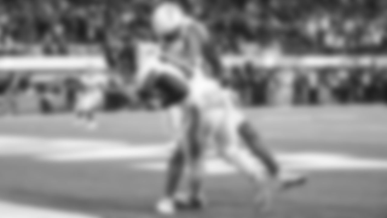 Kansas City Chiefs wide receiver Tyreek Hill (10) during an NFL football game against the Los Angeles Chargers, Thursday, December 16, 2021 in Los Angeles.