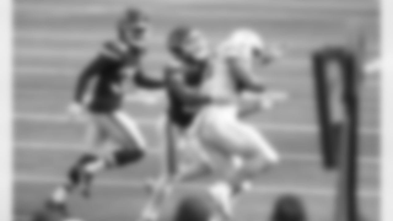 Kansas City Chiefs safety Tyrann Mathieu (32) during the game between the Kansas City Chiefs and the Los Angeles Chargers at SoFi Stadium on September 20, 2020