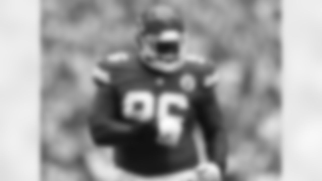 DL Jaye Howard