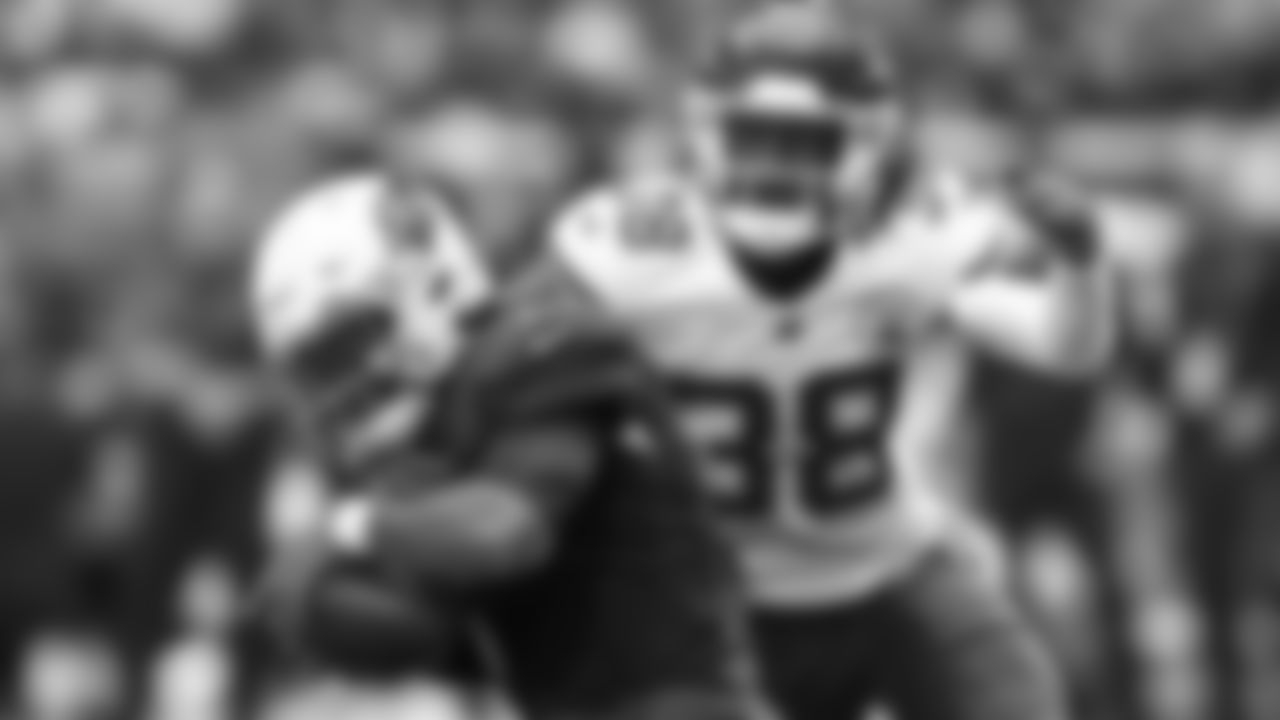 Kansas City Chiefs safety L'Jarius Sneed (38) makes a sack during an NFL football game against the Arizona Cardinals in Phoenix, AZ on Sunday, September 11, 2022.