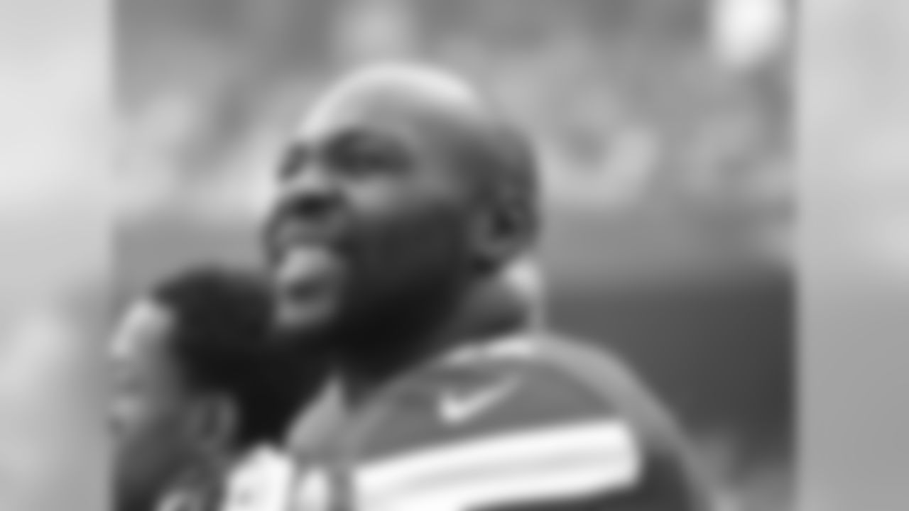 Photo Gallery: Tamba Hali