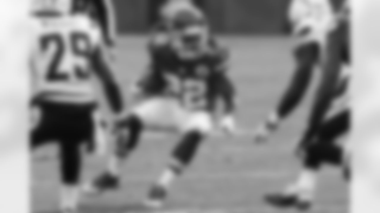 WR/RB/Special Teams Weapon #22 Dexter McCluster