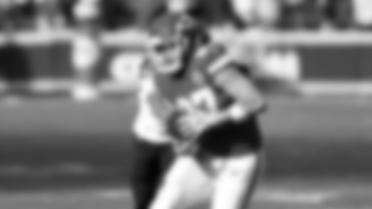 Kansas City Chiefs face off against the Seattle Seahawks at GEHA Field at Arrowhead Stadium on December 24, 2022.