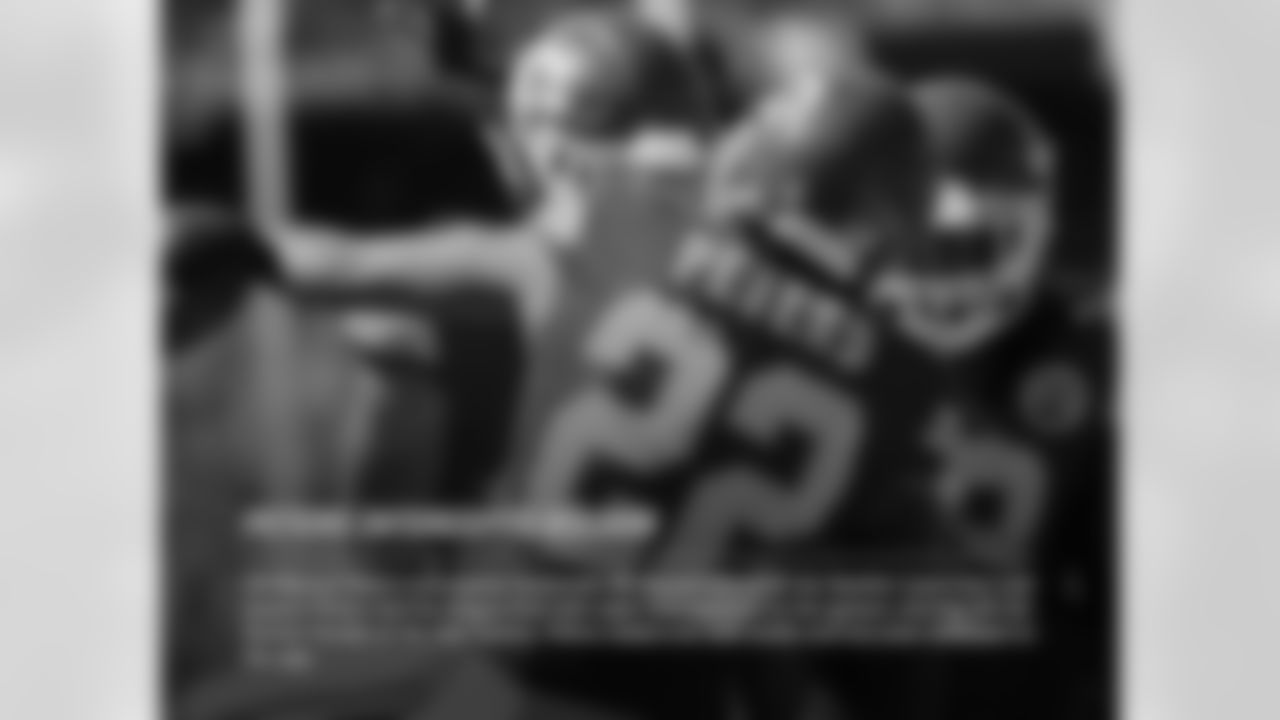 PETERS INTERCEPTS WILSON: CB Marcus Peters intercepted Seahawks QB Russell Wilson at the Seattle 1-yard line. Last season Peters tied the league-lead with eight interceptions on the season, earning him Defensive Rookie of the Year honors. Peters added one solo tackle and one pass defensed on the day.