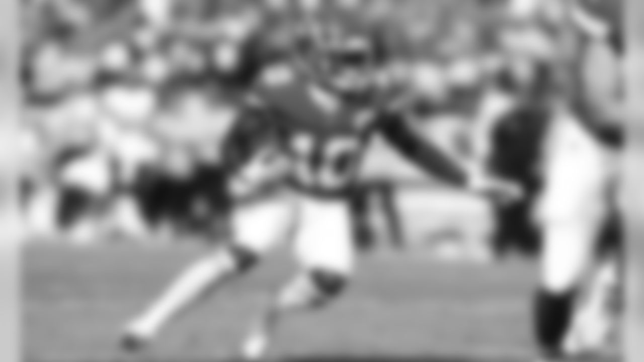 Kansas City Chiefs Wide Receiver Tyreek Hill (10) during the football game between the Kansas City Chiefs and the Minnesota Vikings at Arrowhead Stadium on November 3, 2019.