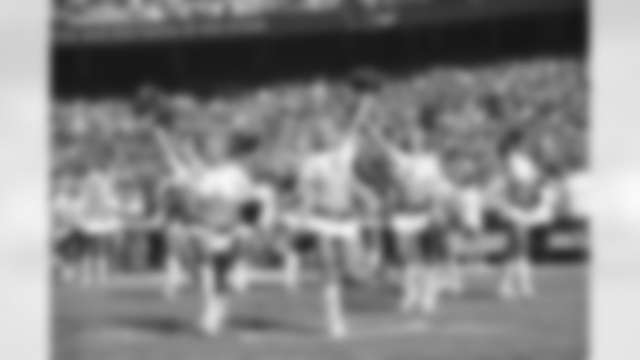 Kansas City Chiefs Cheerleaders from the Chiefs vs Rams game