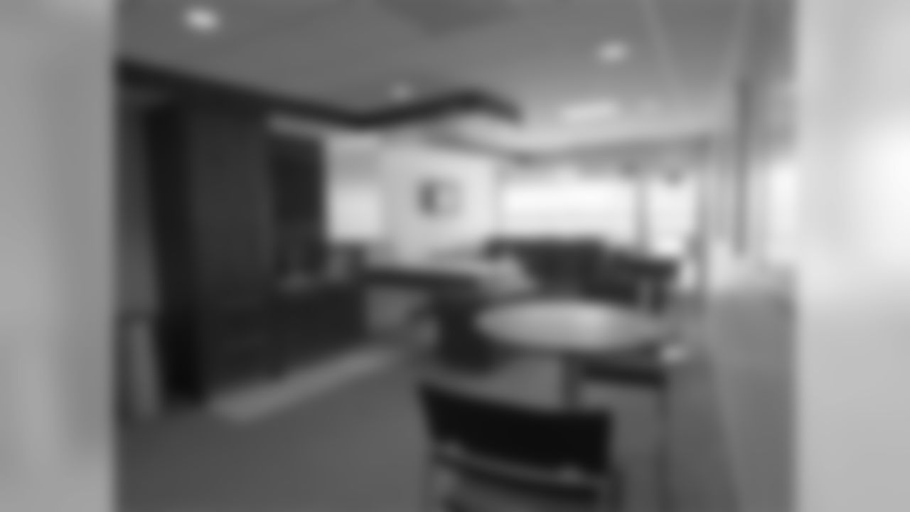 Suites-Red-2