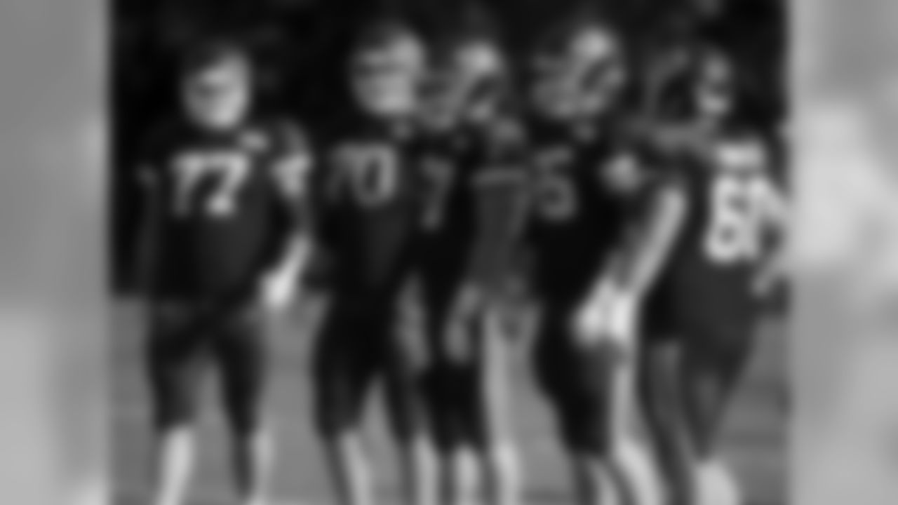 Offensive linemen during practice on 8/2/18 at Chiefs Training Camp at Missouri Western State University in St. Joseph, Missouri.