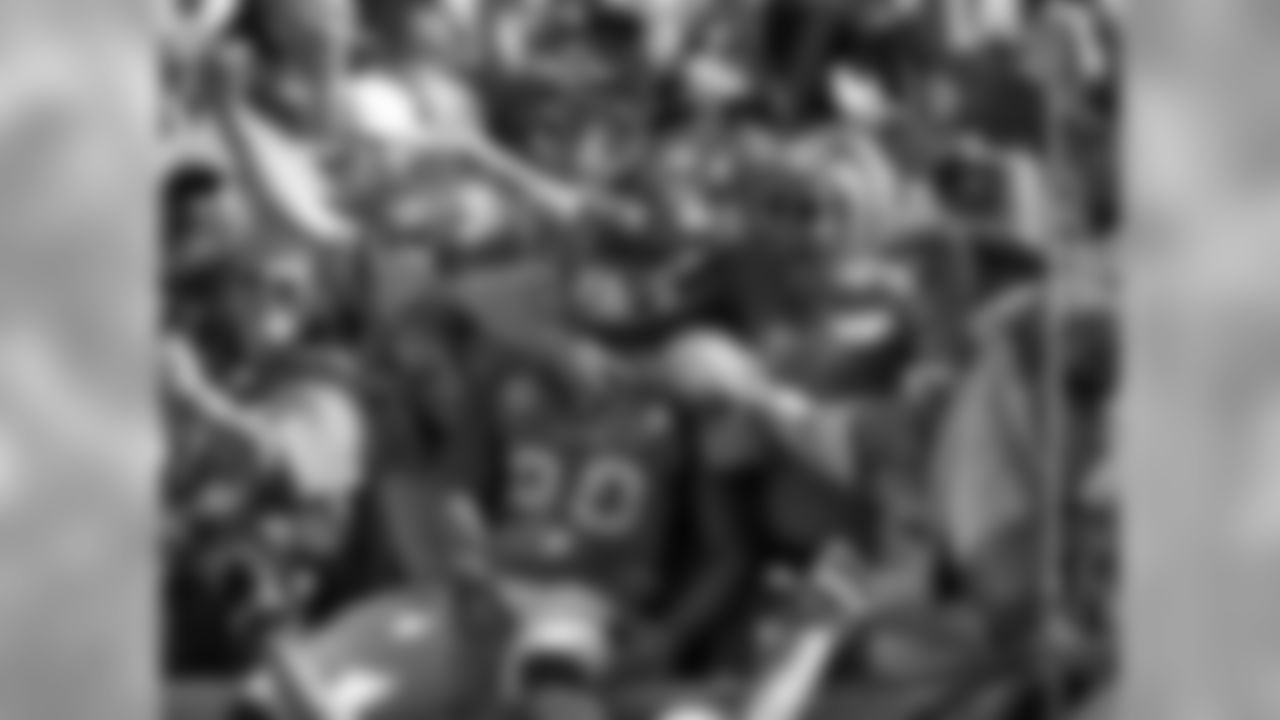 Denver Broncos wide receiver Demaryius Thomas (88)