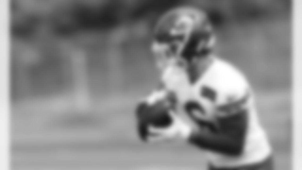 DB Zane Anderson (6) during practice at the first day at Chiefs rookie mini camp.