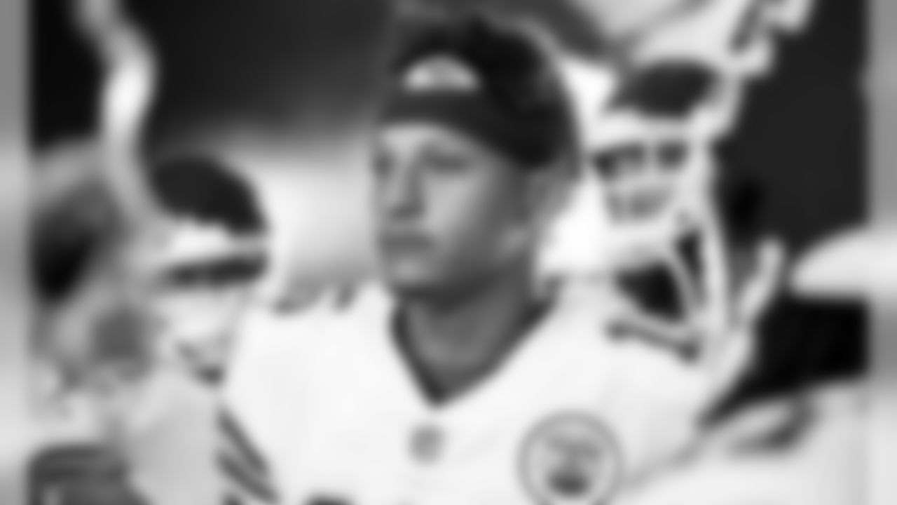 Kansas City Chiefs quarterback Patrick Mahomes (15) during the game against the Steelers on September 16, 2018